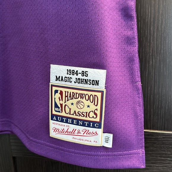 Magic Johnson LA Los Angeles Lakers Mitchell & Ness 1984 Authentic Jersey - Picture 3 of 7